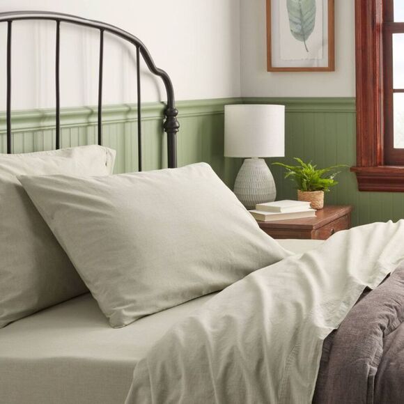 Threshold -  250 Thread Count Organic Cotton Percale  Green - Picture 2 of 4